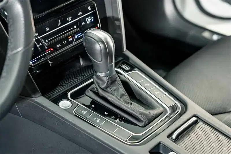 Volkswagen CC 2021 380TSI Striking Edition — миниатюра 15