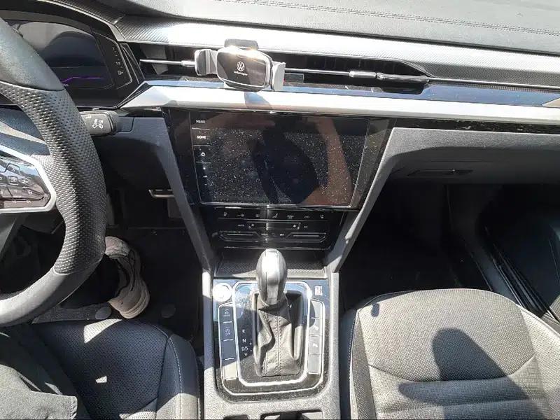 Volkswagen CC 2023 380TSI Striking Edition — миниатюра 12