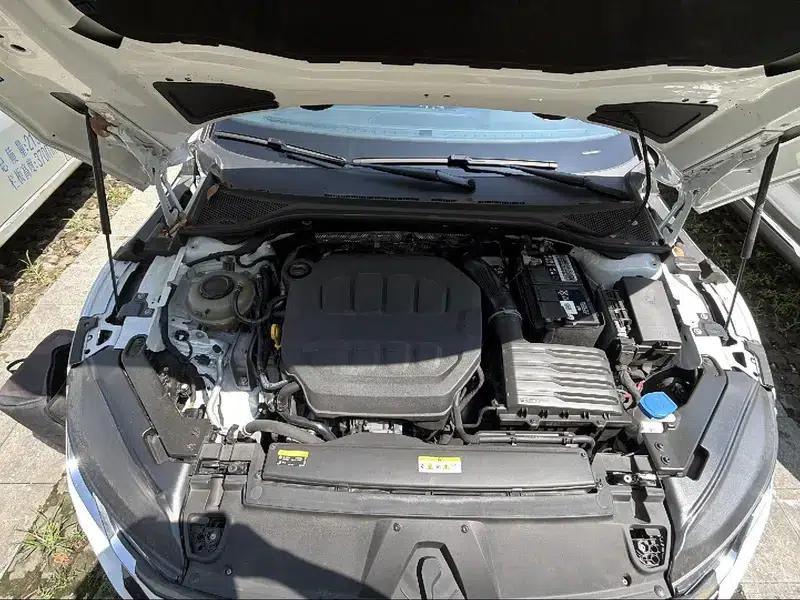 Volkswagen CC 2023 380TSI Striking Edition — миниатюра 19