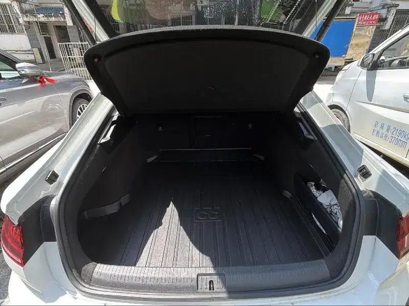 Volkswagen CC 2023 380TSI Striking Edition — миниатюра 21