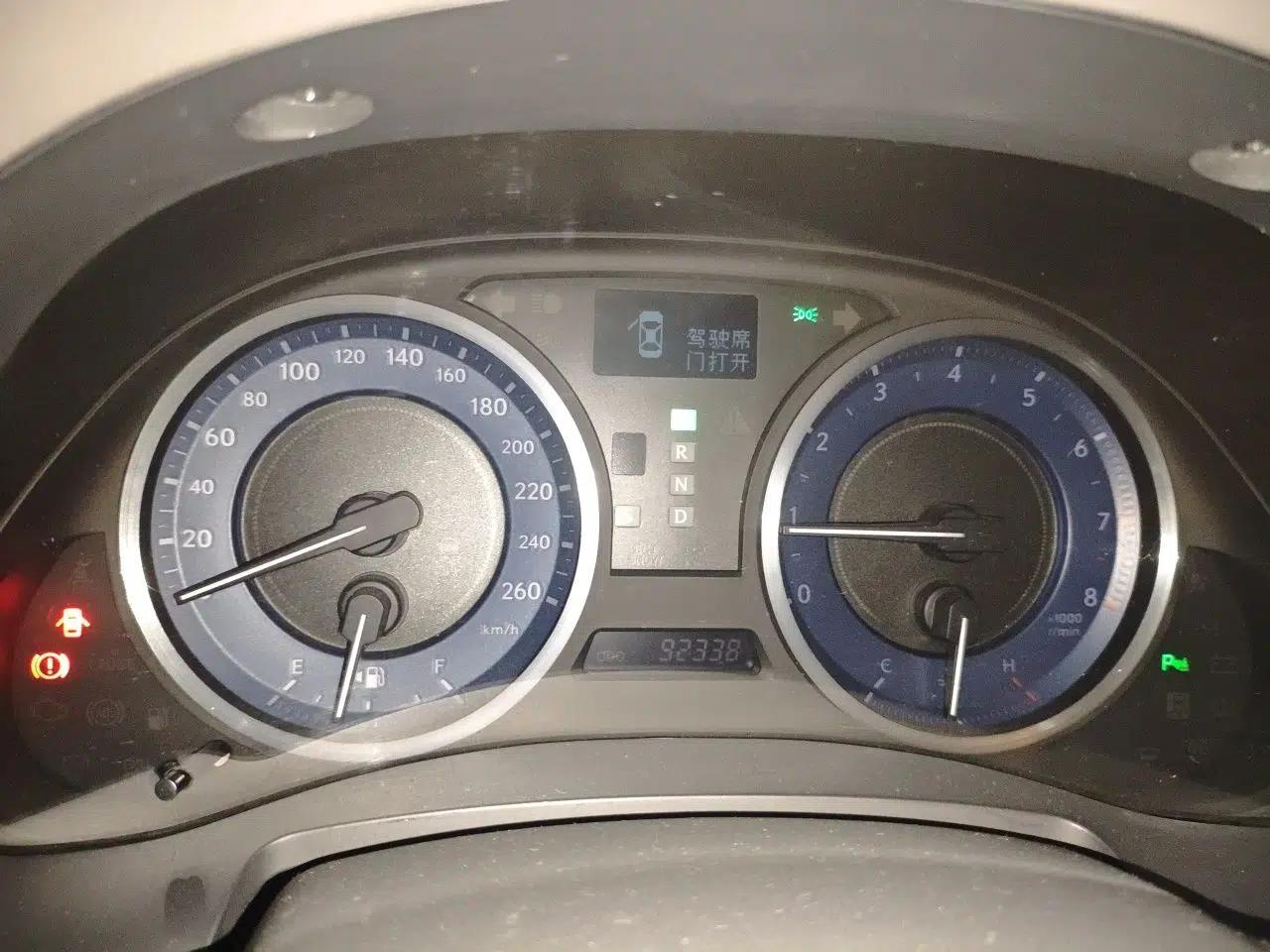 Lexus IS 2011 250 Sport Edition — миниатюра 11