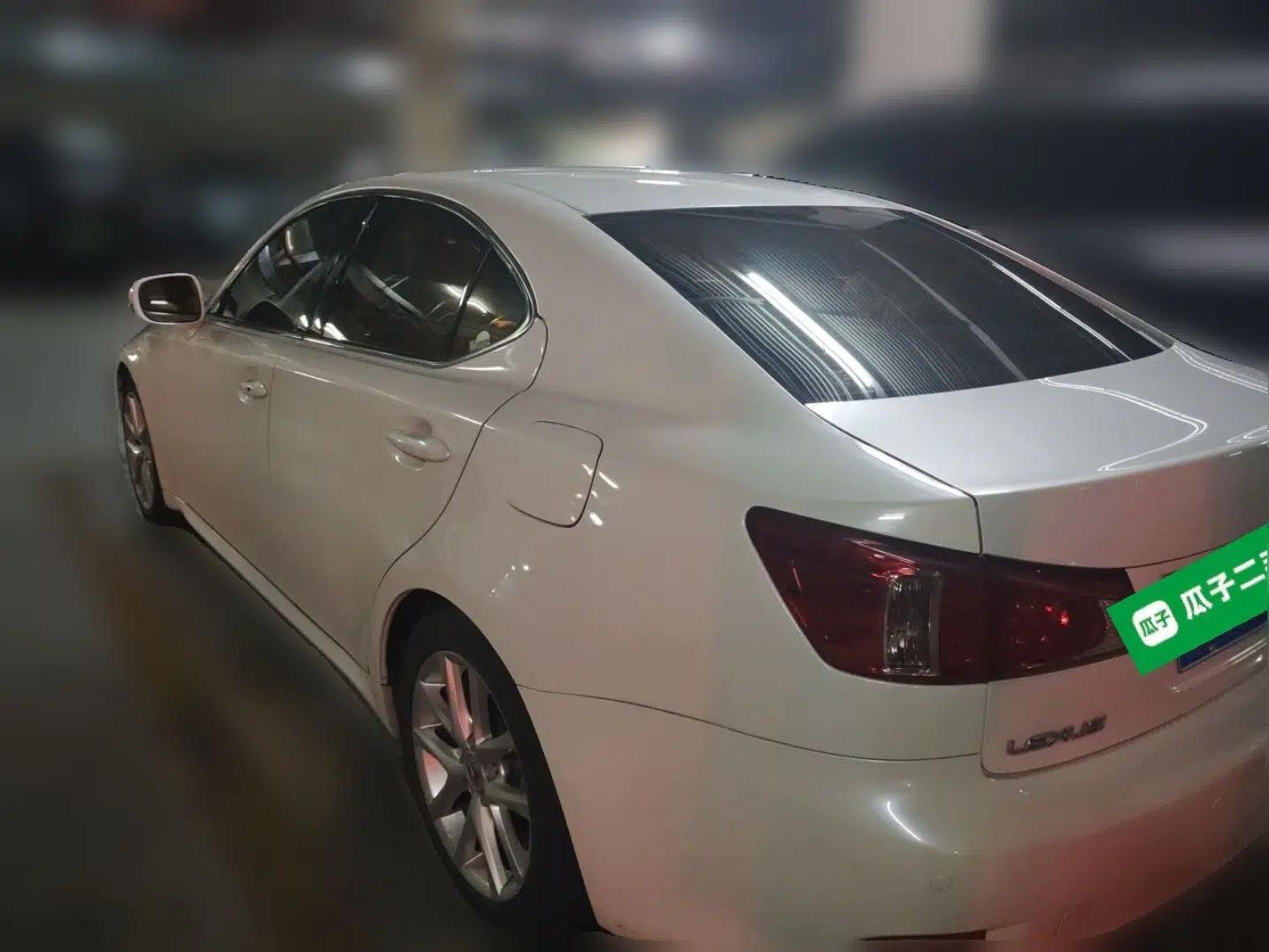 Lexus IS 2011 250 Sport Edition — миниатюра 4