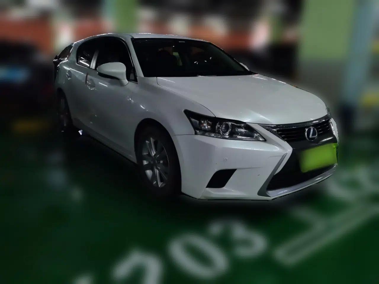 Lexus CT 2014 CT200h Elite Edition Monochrome — миниатюра 3