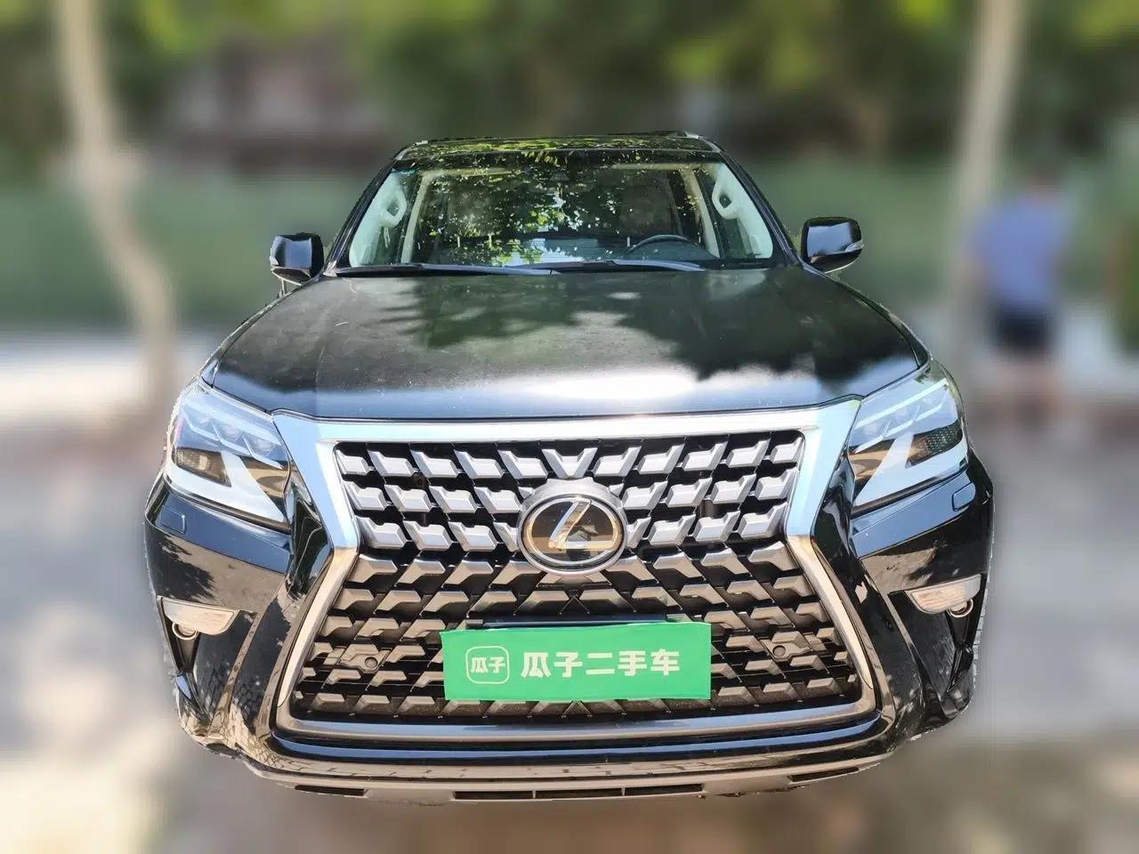 Lexus GX 2021 Lexus GX460 Gasoline-Powered 7-Seater Automatic 4.6T Compact Off-Road Passenger Vehicle — миниатюра 2