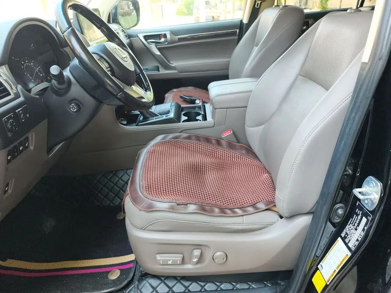 Lexus GX 2021 Lexus GX460 Gasoline-Powered 7-Seater Automatic 4.6T Compact Off-Road Passenger Vehicle — миниатюра 15