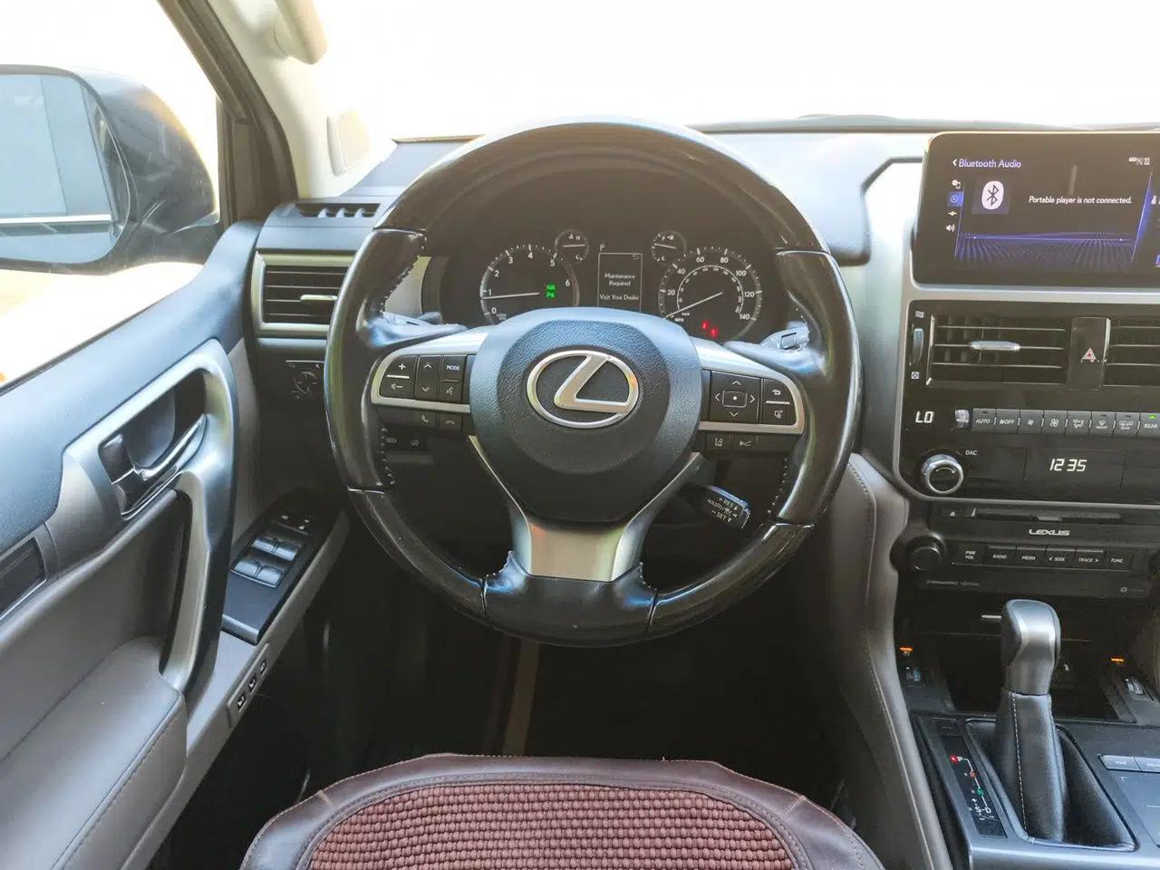 Lexus GX 2021 Lexus GX460 Gasoline-Powered 7-Seater Automatic 4.6T Compact Off-Road Passenger Vehicle — миниатюра 10