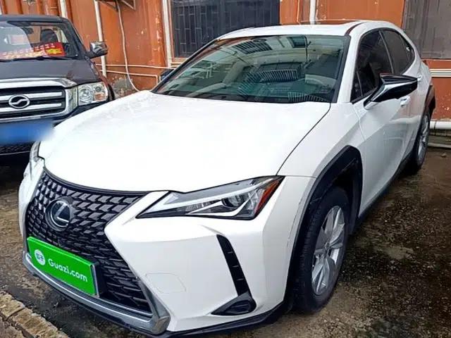 Lexus UX 2020 200 Special Edition