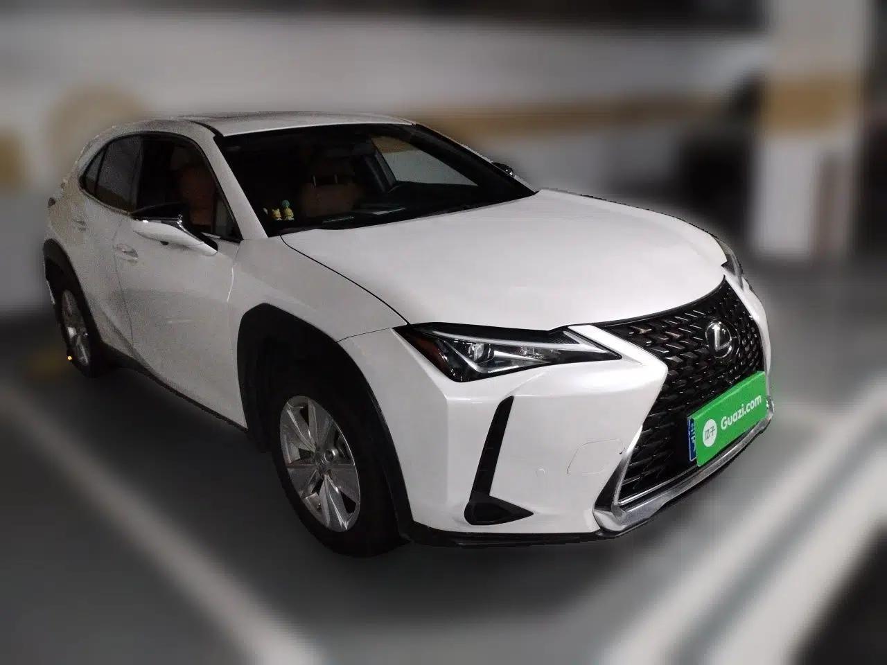 Lexus UX 2020 200 Special Edition — миниатюра 3