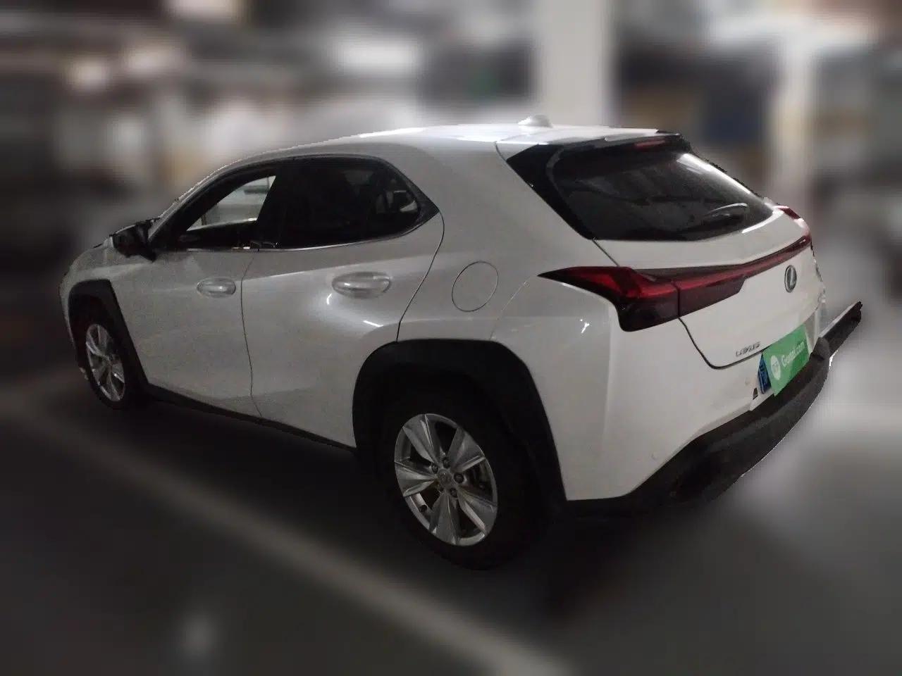 Lexus UX 2020 200 Special Edition — миниатюра 4