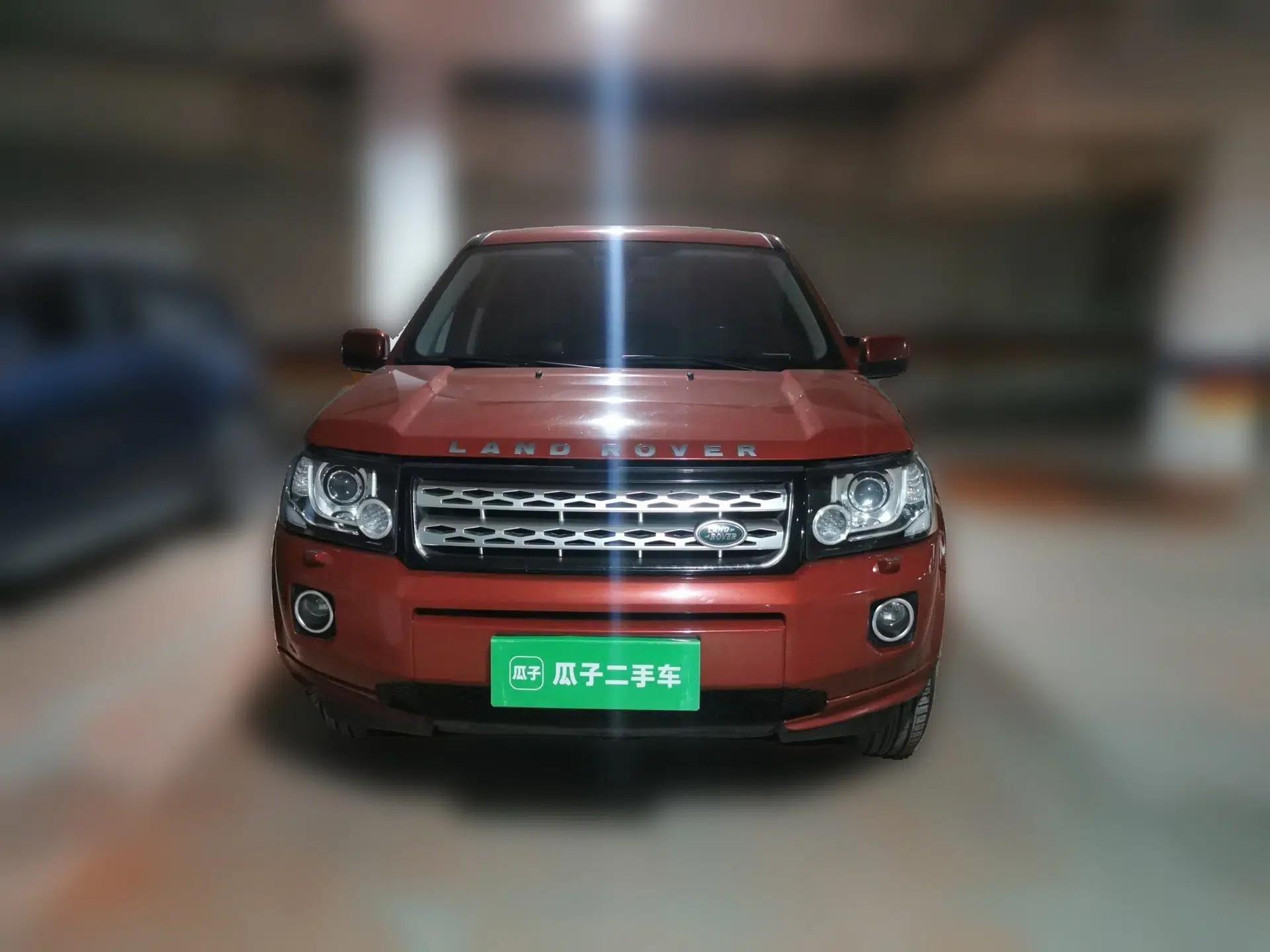 Land Rover Freelander 2 2013 2.2T SD4 SE Diesel Edition — миниатюра 2