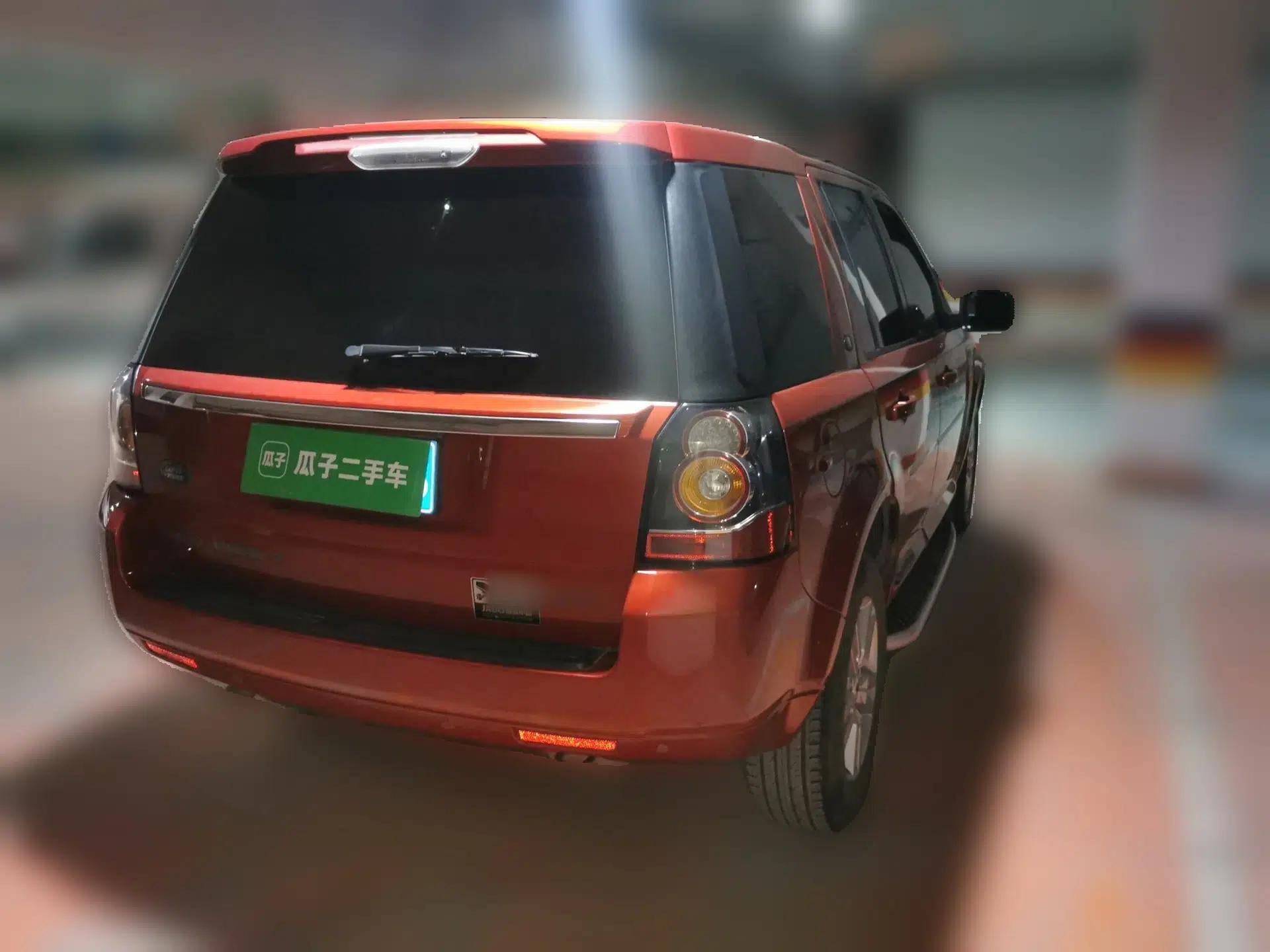 Land Rover Freelander 2 2013 2.2T SD4 SE Diesel Edition — миниатюра 6