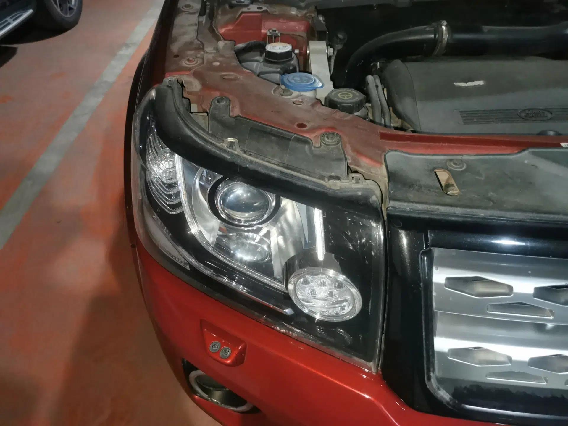 Land Rover Freelander 2 2013 2.2T SD4 SE Diesel Edition — миниатюра 7