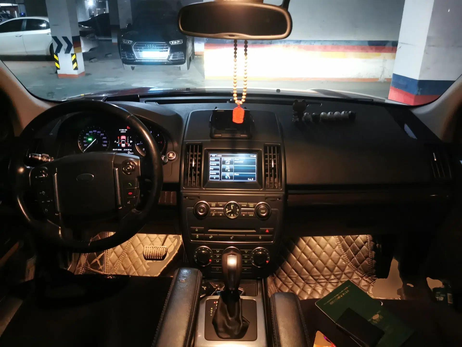 Land Rover Freelander 2 2013 2.2T SD4 SE Diesel Edition — миниатюра 9
