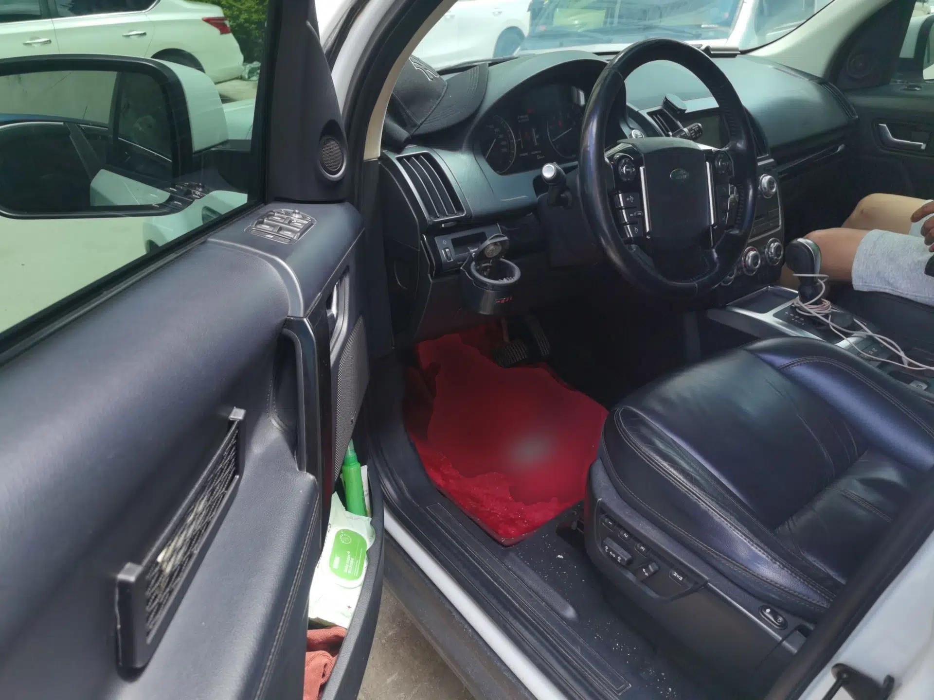 Land Rover Freelander 2 2013 2.0T Si4 HSE Gasoline Version — миниатюра 16