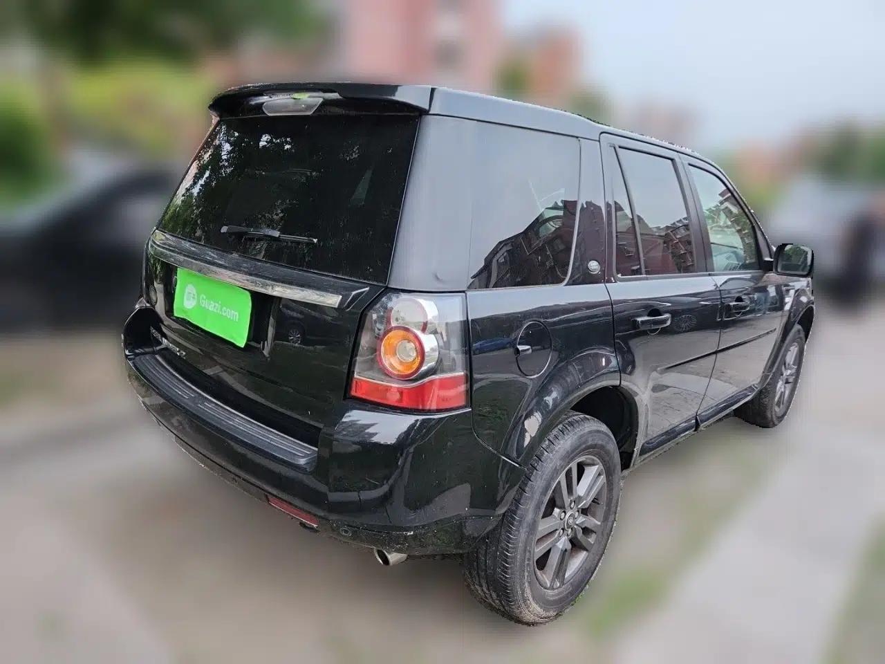 Land Rover Freelander 2 2015 2.0T Si4 XS Collection Edition — миниатюра 6