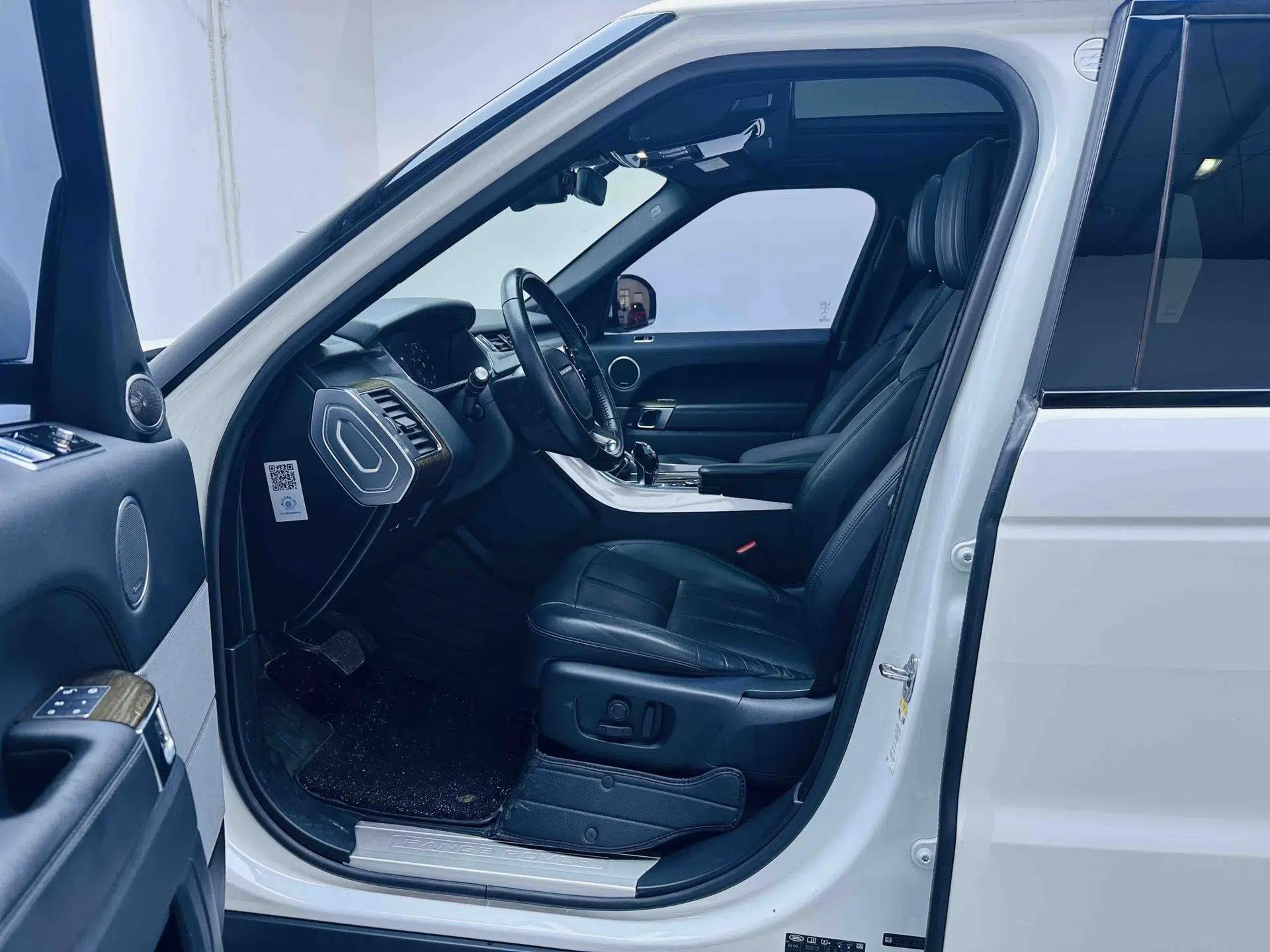 Land Rover Range SportNew Energy 2018 P400e — миниатюра 17