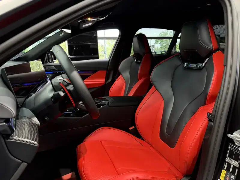 BMW M5 PHEV 2025 Model M5 — миниатюра 12