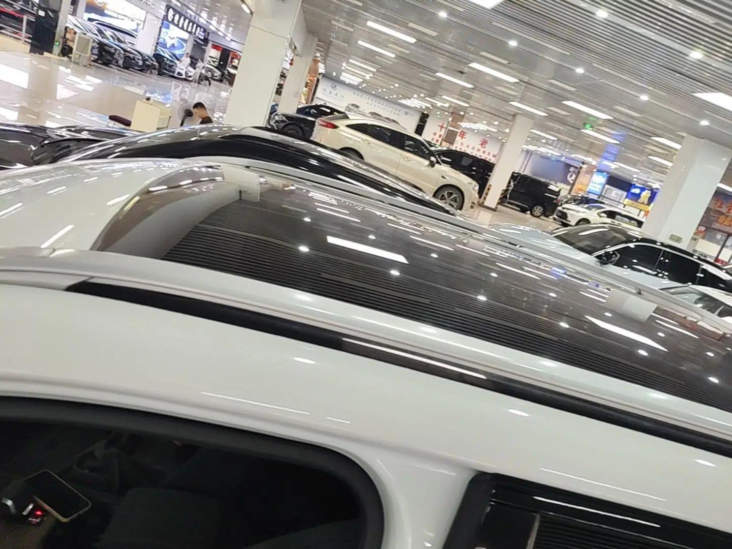 Land Rover Discovery Sport New Energy 2024 1.5T P300e Plug-in Hybrid Electric Version — миниатюра 7