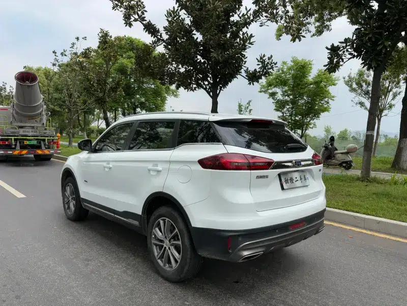 Geely Boyue 2018 1.8TD Automatic 2WD Smart Supreme Edition 4G Connected Version — миниатюра 5