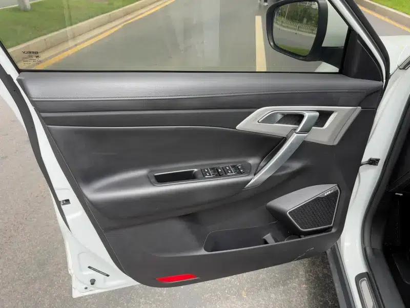 Geely Boyue 2018 1.8TD Automatic 2WD Smart Supreme Edition 4G Connected Version — миниатюра 10
