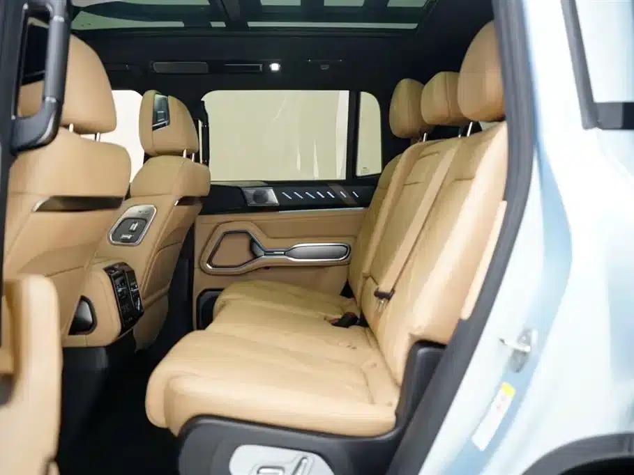 Leopard 8 2025 Smart & Brave Flagship Edition 7-Seater — миниатюра 5
