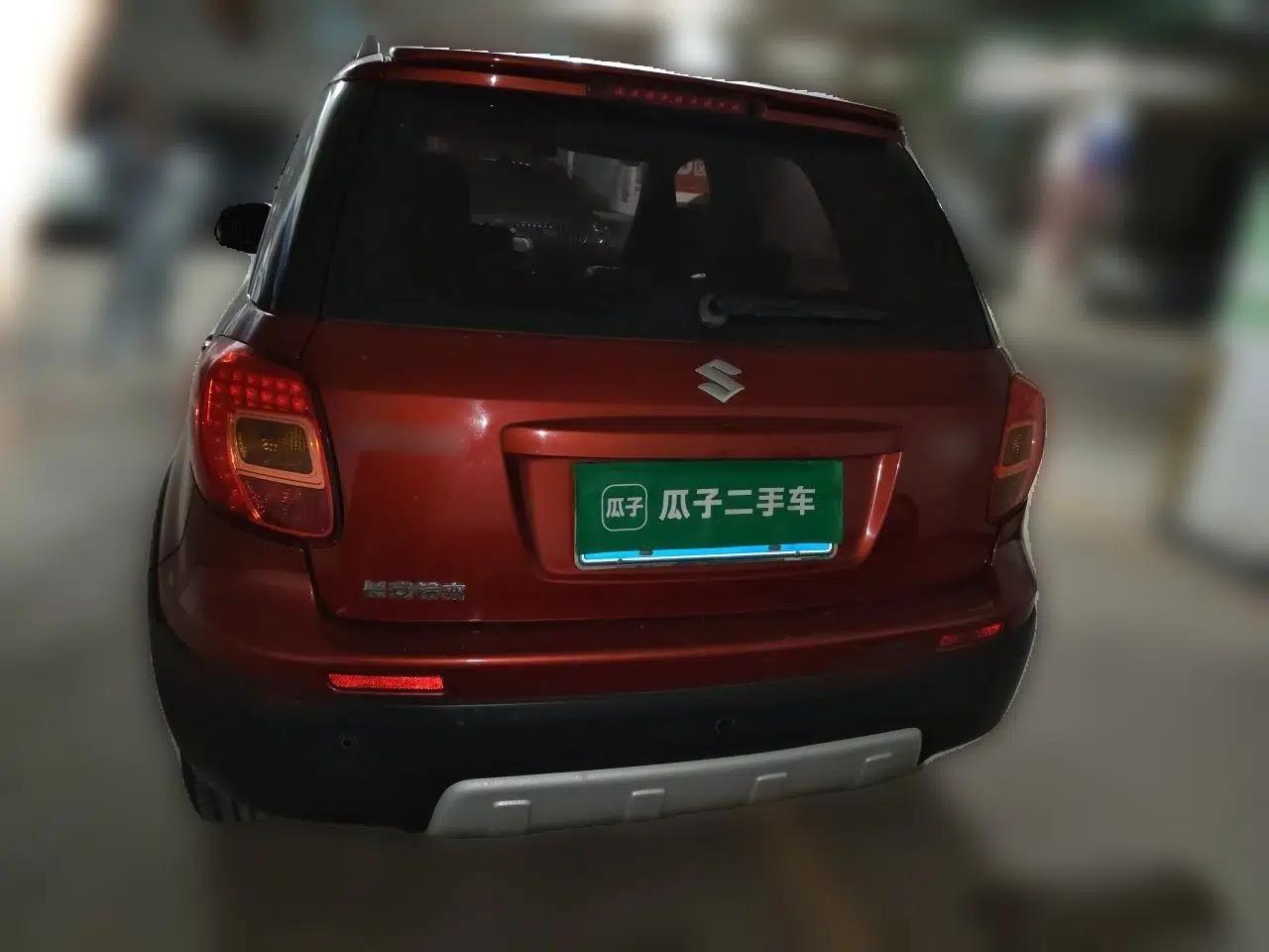 Suzuki SX4 2013 Koleos 1.6L Automatic Sport Model — миниатюра 5
