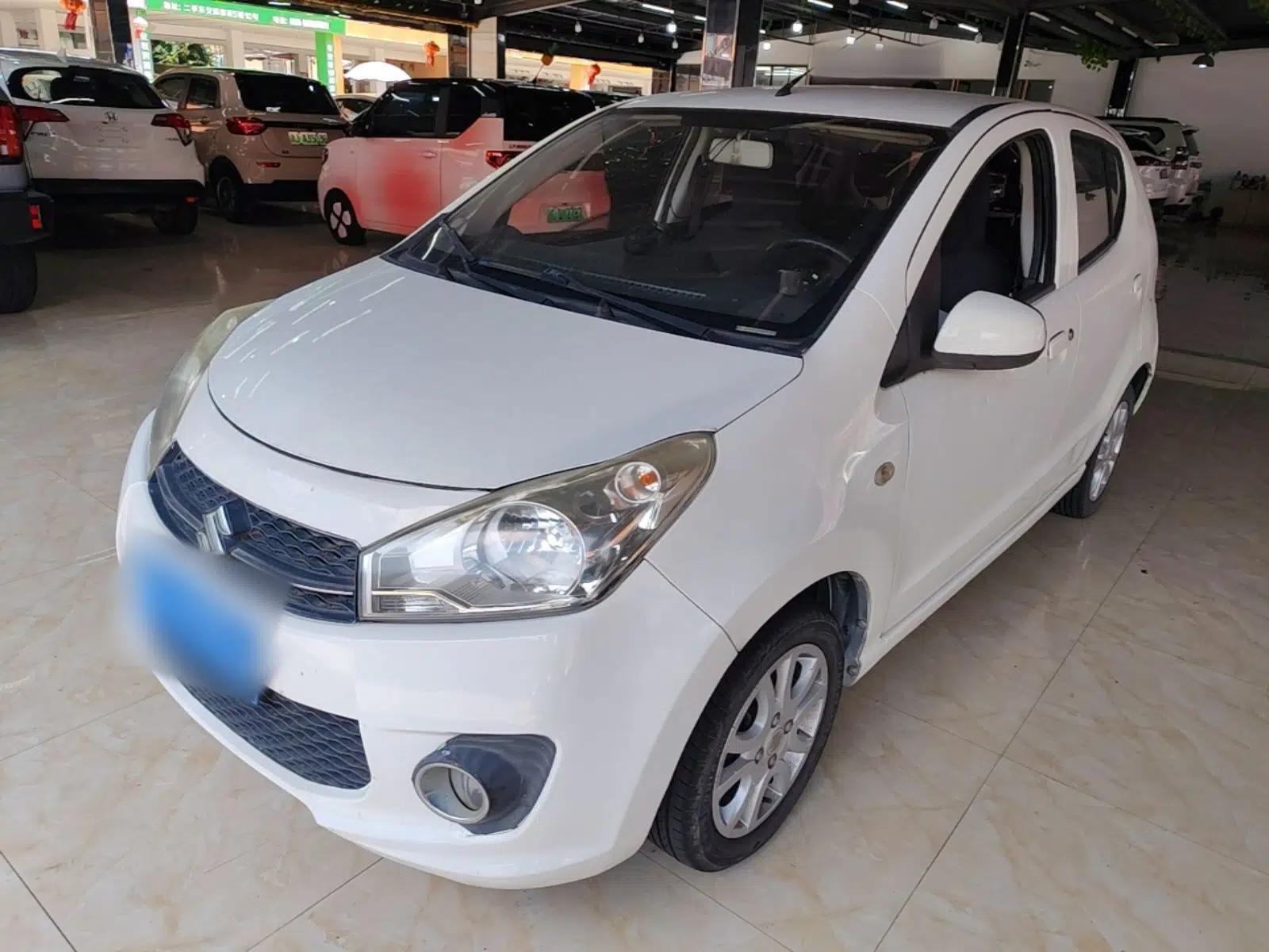 Suzuki Alto 2013 1.0L Manual Luxury Model — миниатюра 1