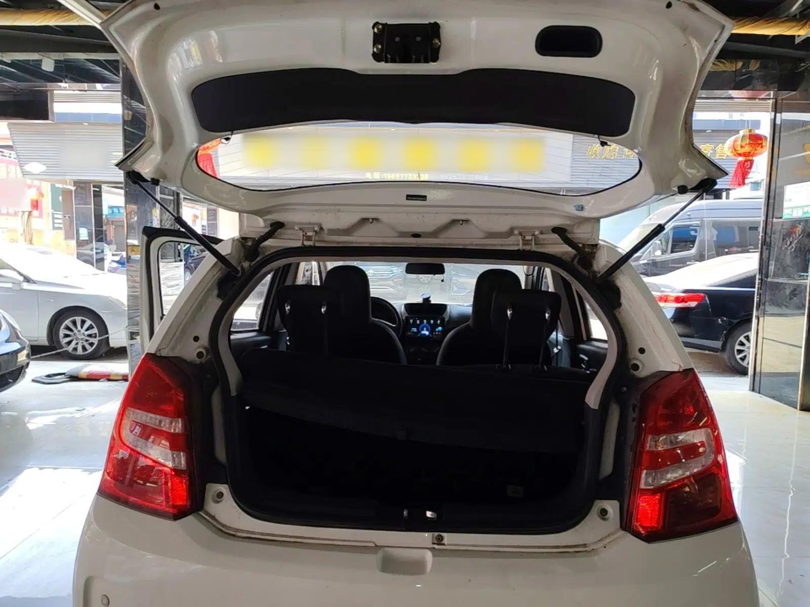 Suzuki Alto 2013 1.0L Manual Luxury Model — миниатюра 22