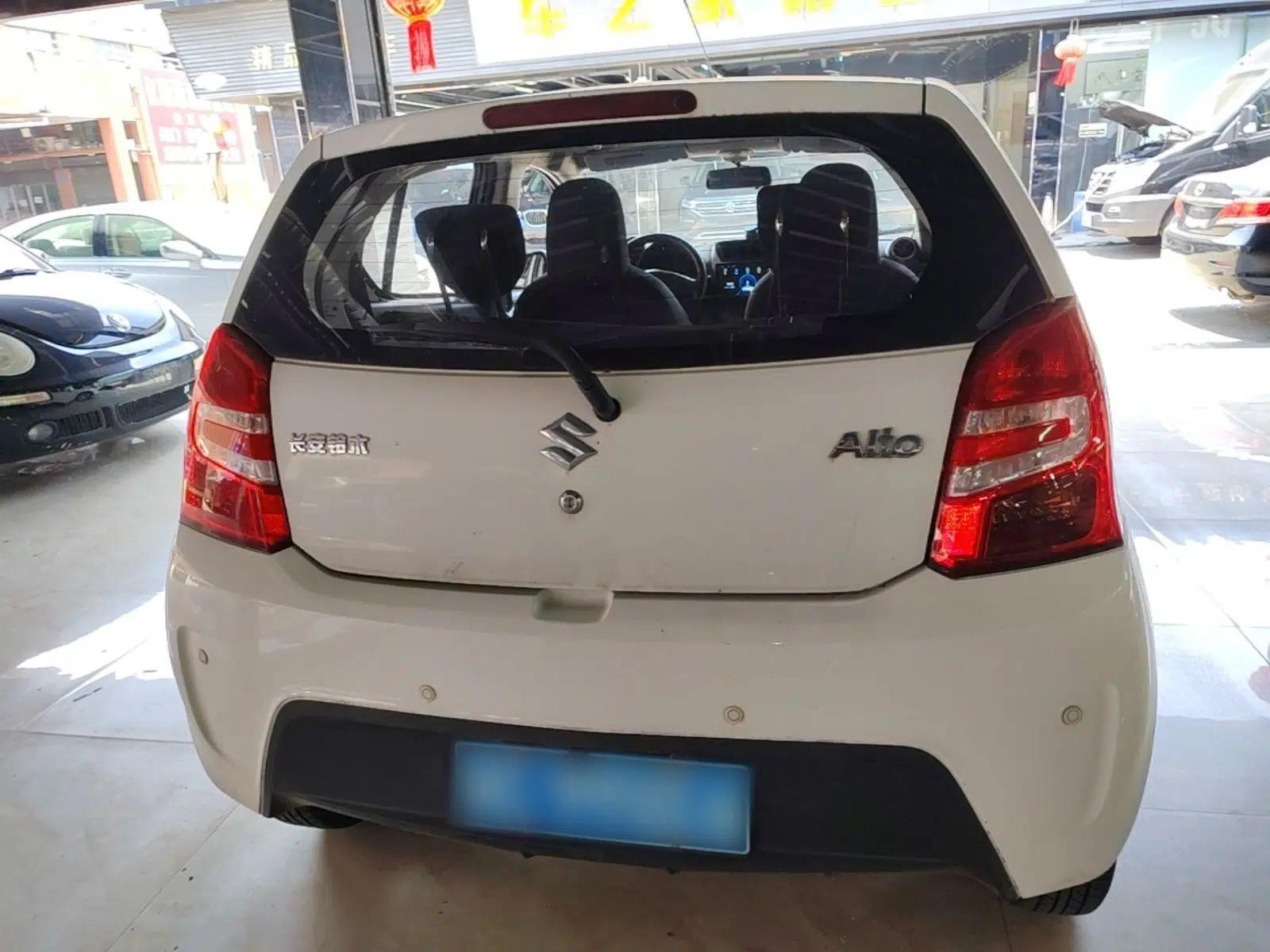 Suzuki Alto 2013 1.0L Manual Luxury Model — миниатюра 5