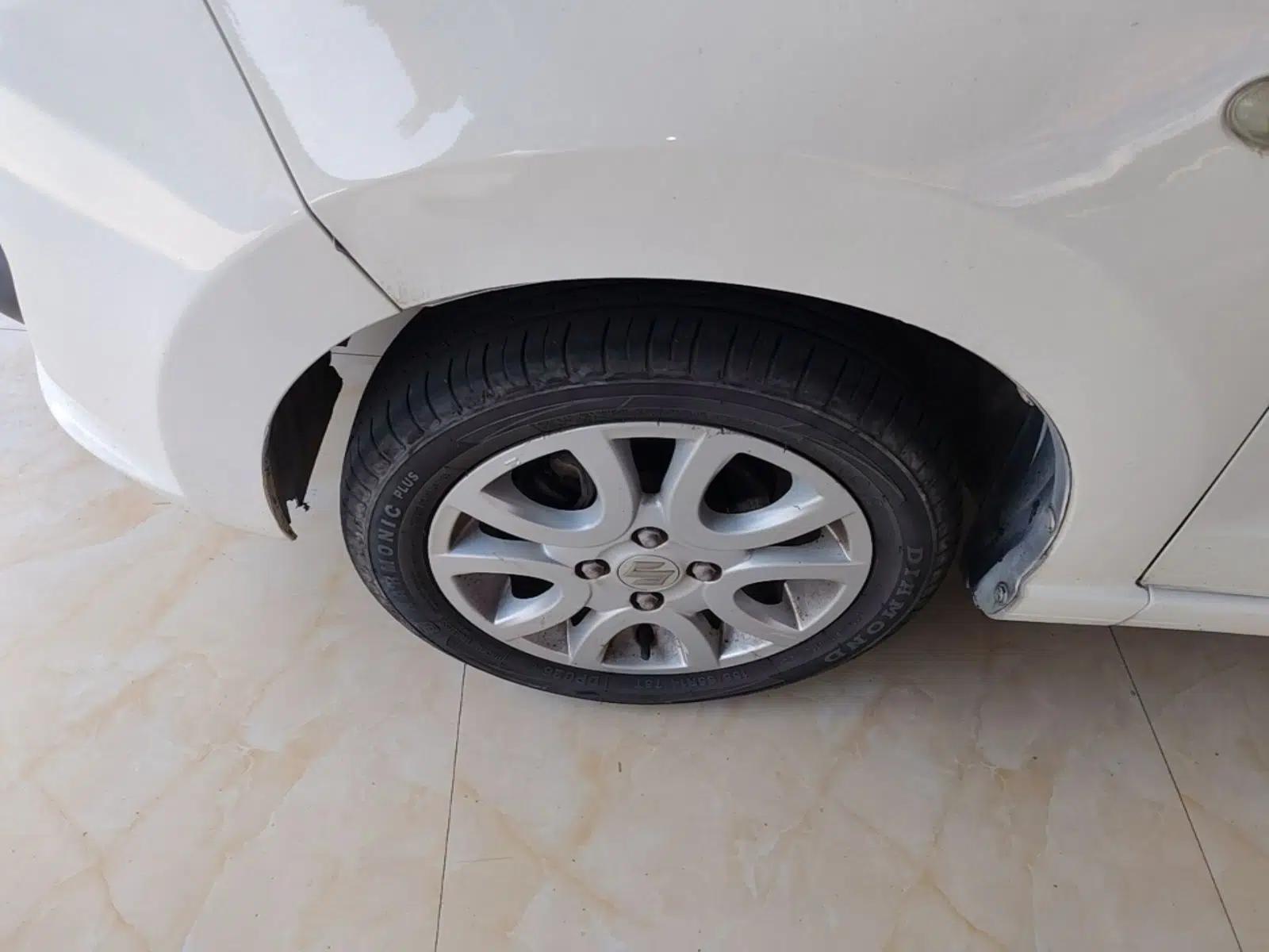 Suzuki Alto 2013 1.0L Manual Luxury Model — миниатюра 10
