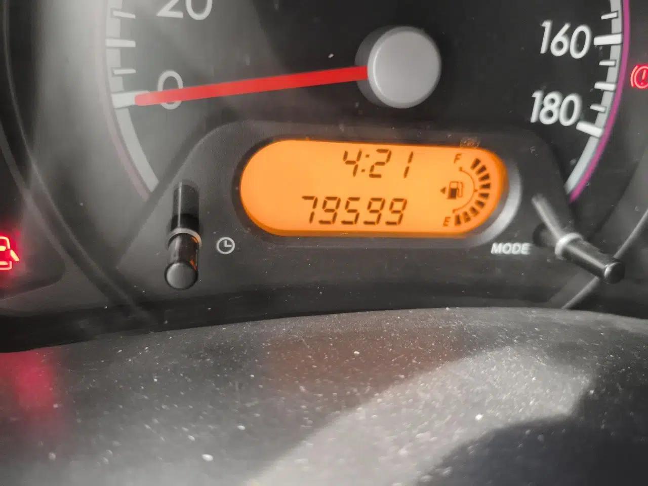 Suzuki Alto 2013 1.0L Manual Luxury Model — миниатюра 12