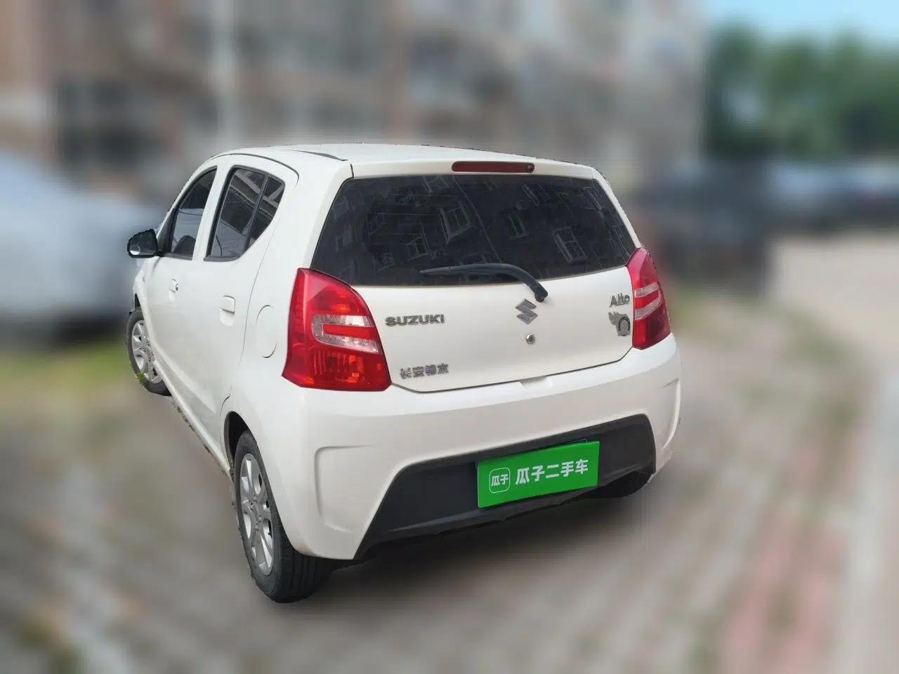 Suzuki Alto 2013 1.0L Manual Luxury Model — миниатюра 4