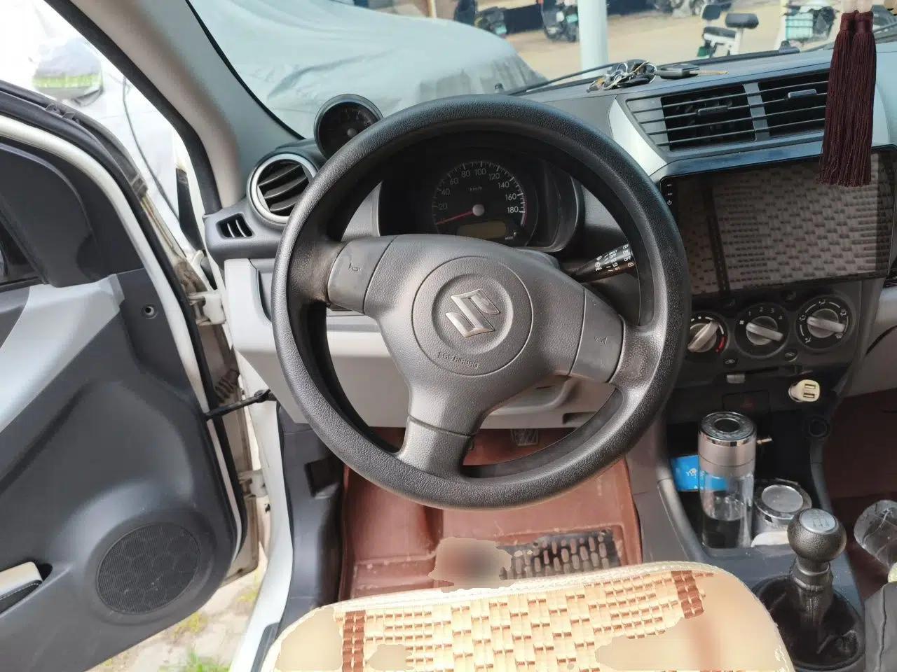 Suzuki Alto 2013 1.0L Manual Luxury Model — миниатюра 10