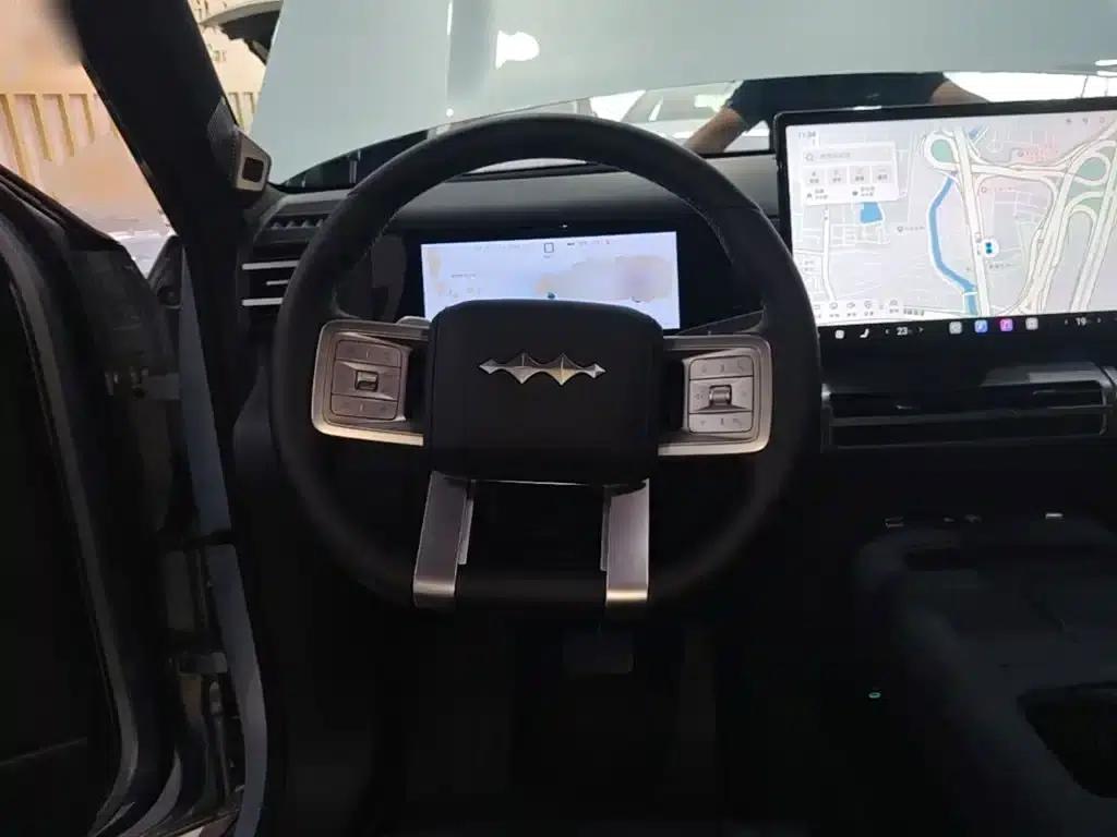 Titanium 7 2025 Model 190KM 4WD Ultra Edition — миниатюра 11