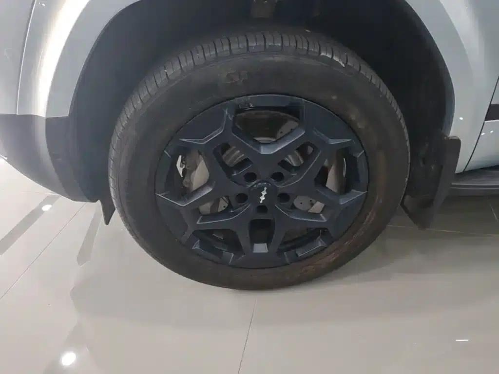 Titanium 7 2025 Model 190KM 4WD Ultra Edition — миниатюра 23