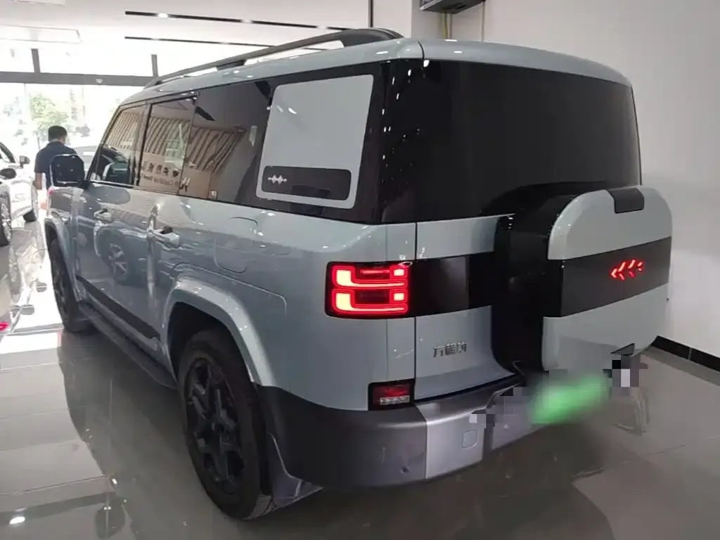 Titanium 7 2025 Model 190KM 4WD Ultra Edition — миниатюра 5