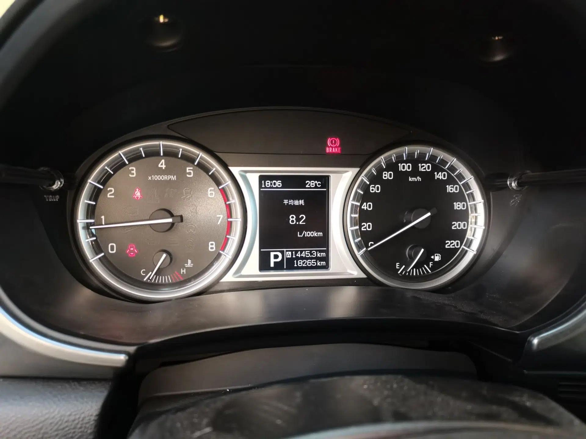Suzuki Vitara 2016 1.4T Automatic Two-Wheel Drive Luxury Version — миниатюра 11