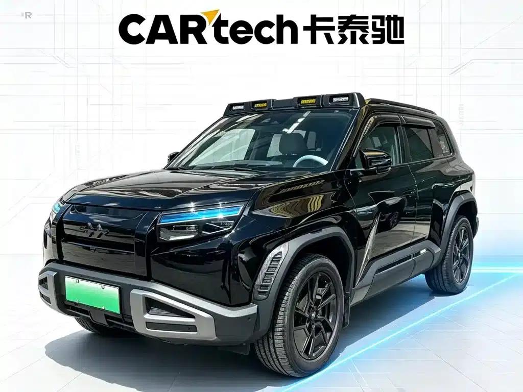 Titanium 3 2025 501KM AWD Max Edition — миниатюра 1