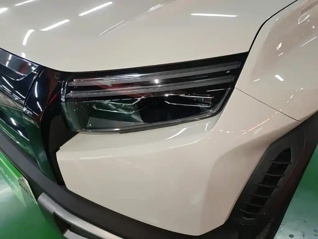 Titanium 3 2025 Model 501KM AWD Ultra Edition — миниатюра 24