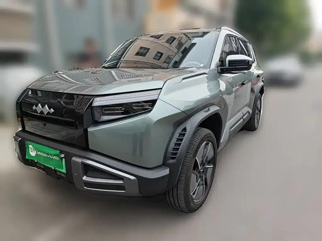 Titanium 3 2025 501KM AWD Max Edition — миниатюра 1