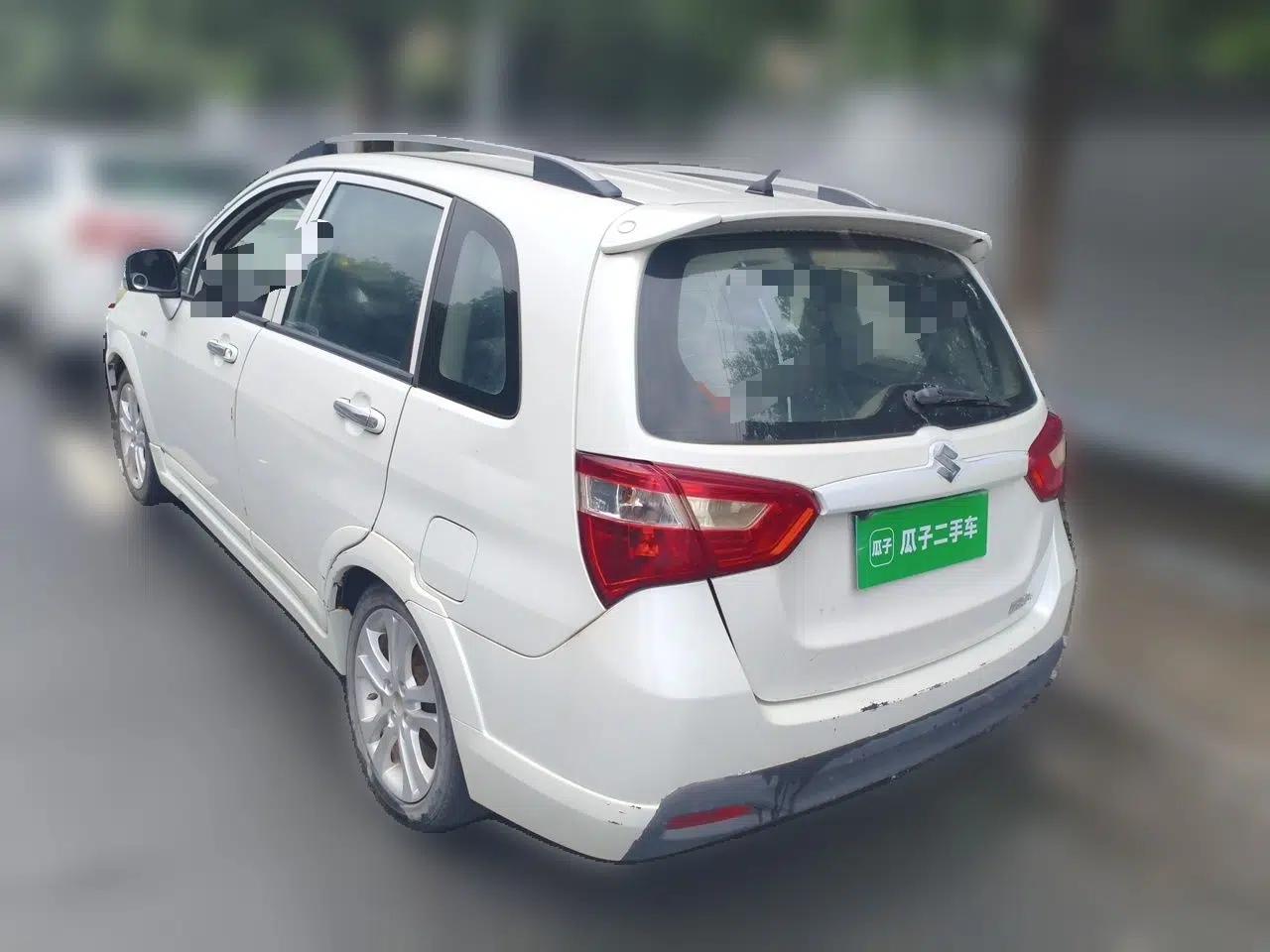 Suzuki Liana A6 2014 Hatchback 1.4L Manual Enjoyment Model — миниатюра 4