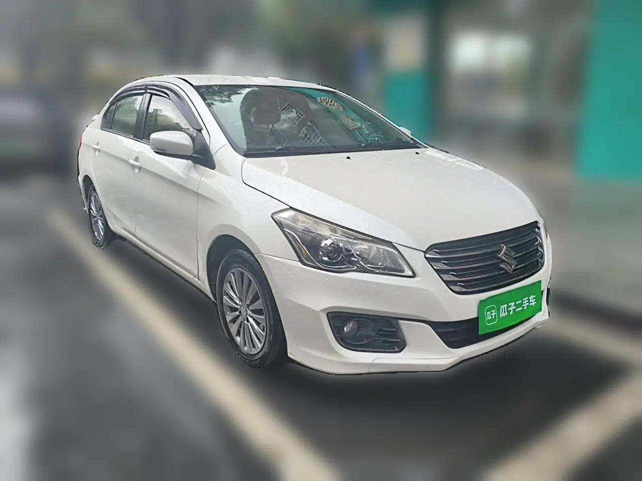 Suzuki Alivio 2015 1.6L Automatic Comfort Model — миниатюра 3