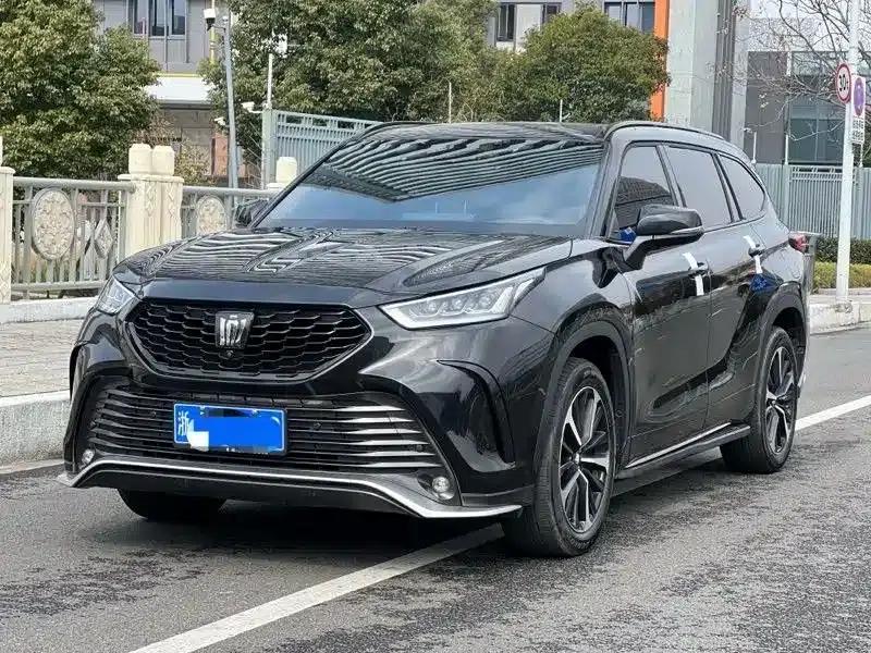 Crown Land Cruiser 2022 2.0T 4WD Supreme Edition — миниатюра 2