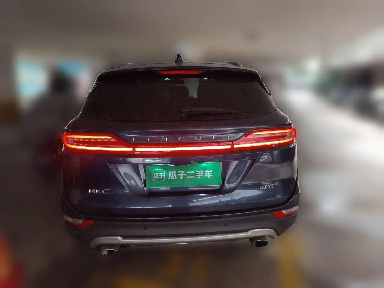 Lincoln MKC 2017 2.0T Two-Wheel-Drive Luxury Edition — миниатюра 5