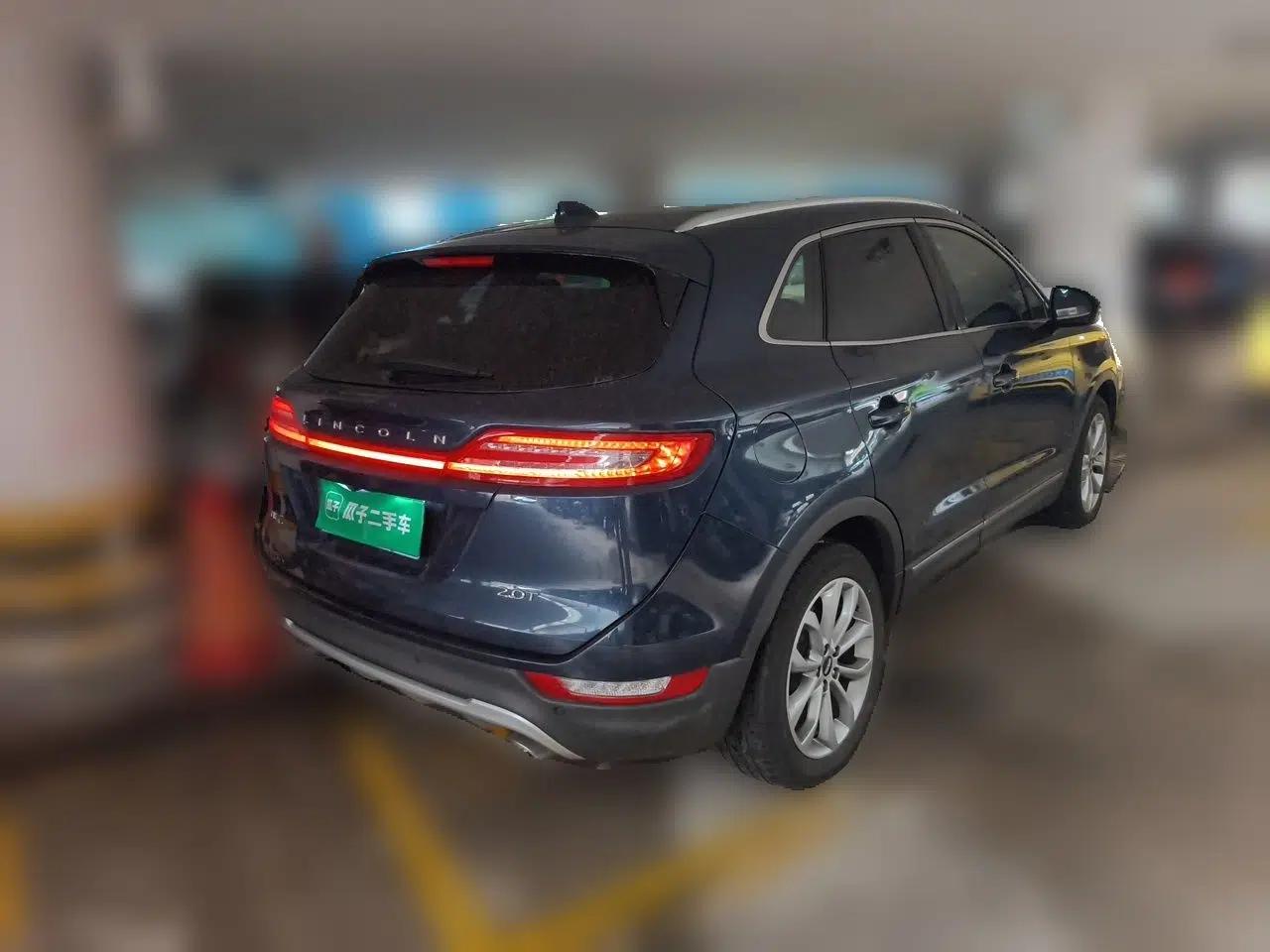Lincoln MKC 2017 2.0T Two-Wheel-Drive Luxury Edition — миниатюра 6
