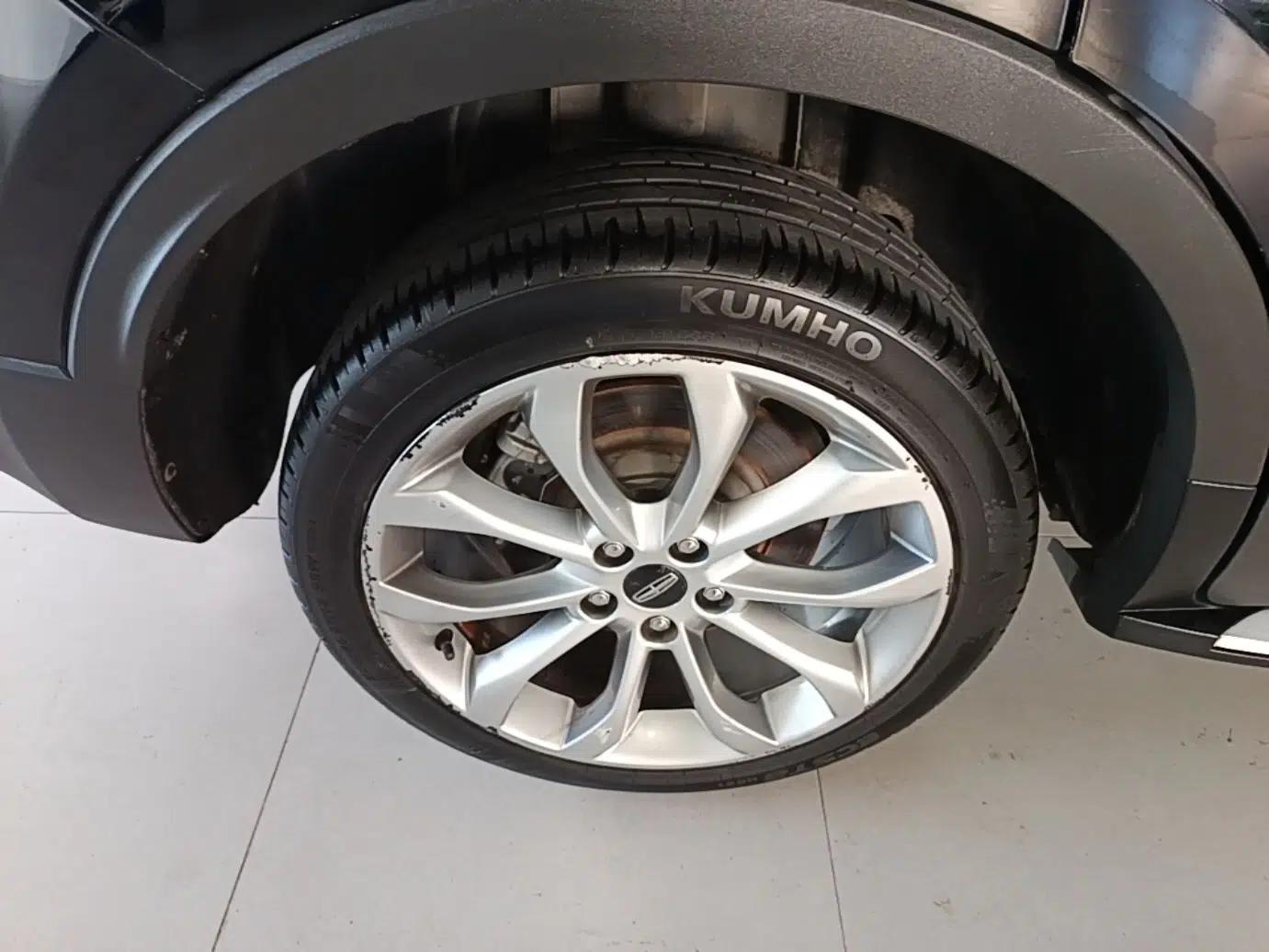 Lincoln MKC 2016 2.0T Two-Wheel Drive Luxury Edition — миниатюра 11