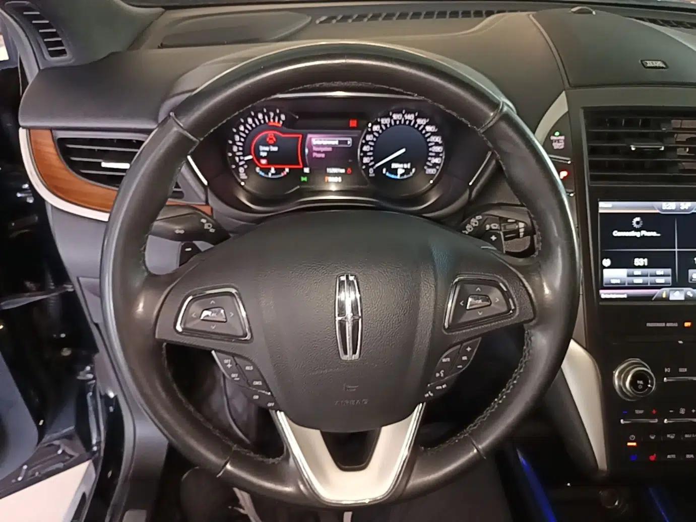 Lincoln MKC 2016 2.0T Two-Wheel Drive Luxury Edition — миниатюра 13