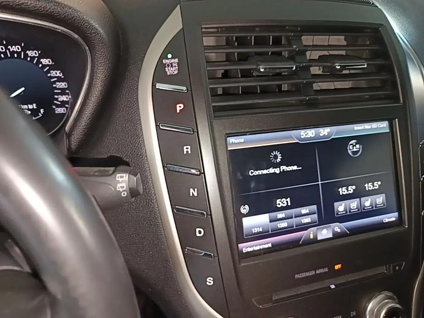 Lincoln MKC 2016 2.0T Two-Wheel Drive Luxury Edition — миниатюра 16