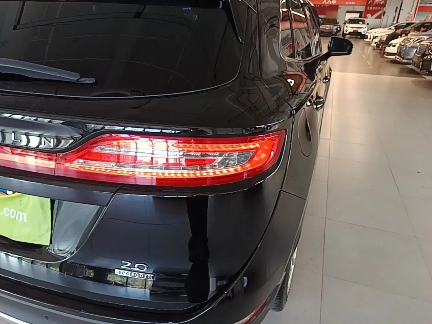 Lincoln MKC 2016 2.0T Two-Wheel Drive Luxury Edition — миниатюра 9