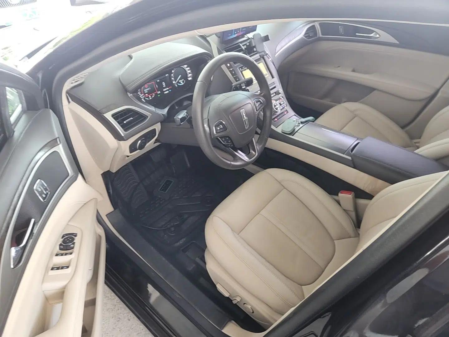 Lincoln MKZ 2018 2.0T Premium Edition — миниатюра 18